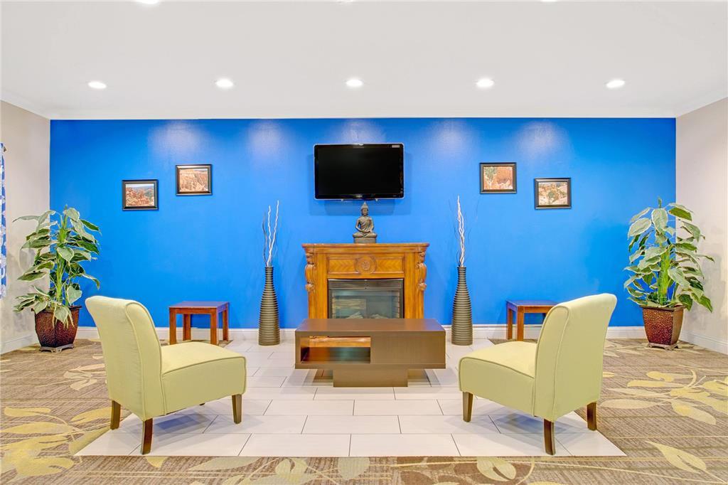 Days Inn By Wyndham Lehi Interior photo
